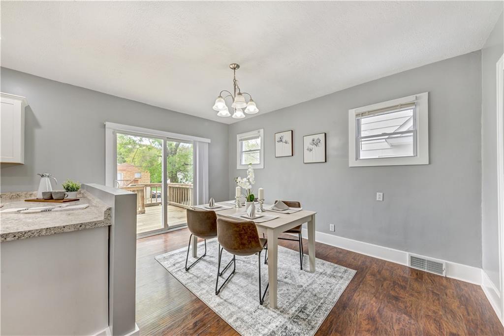 1434 Ridge Avenue Coraopolis, PA 15108 - Photo 9 of 25 Gallery Image 9