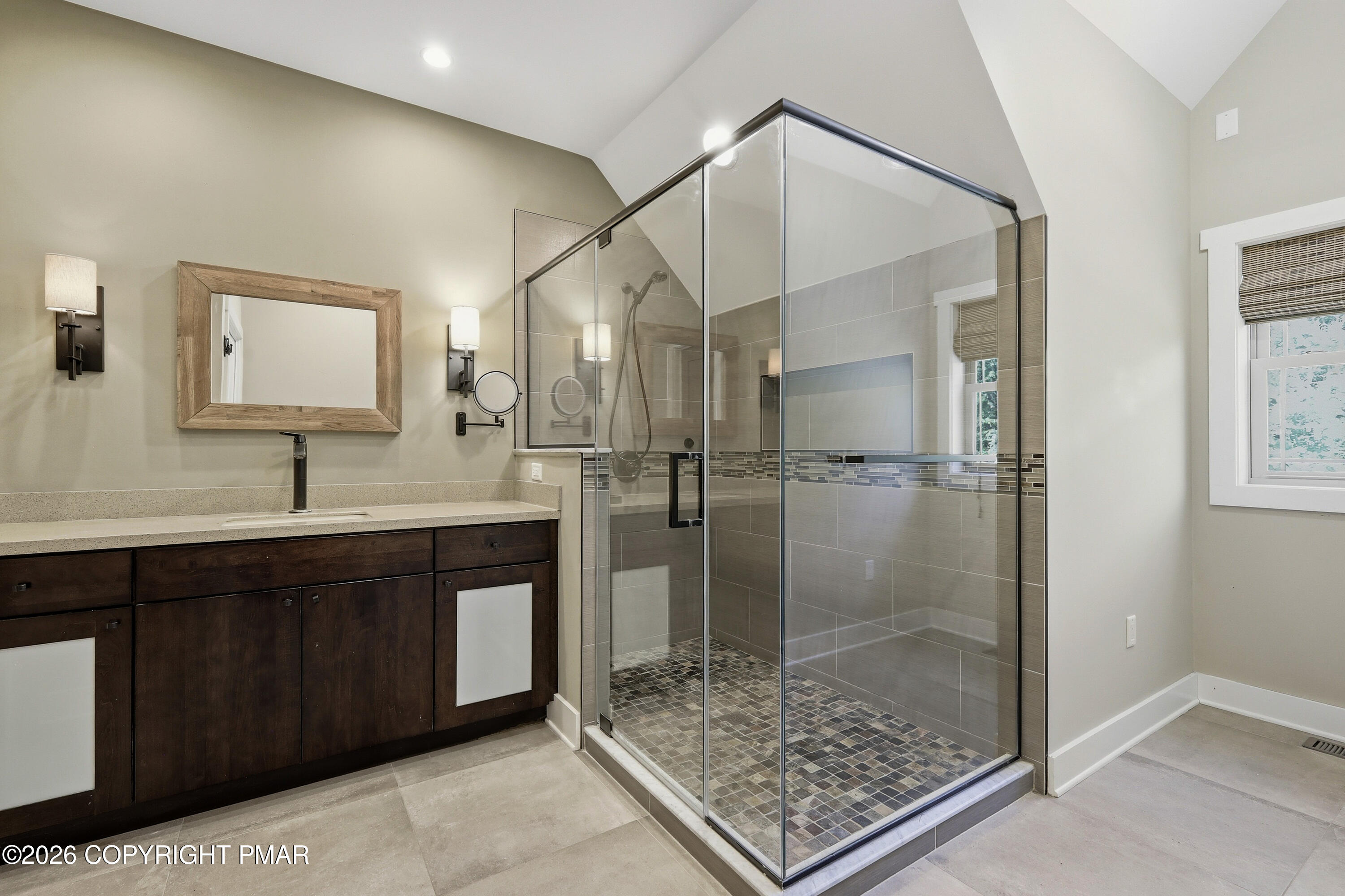 2432 Rimrock Drive Stroudsburg, PA 18360 - Photo 69 of 102 56-Photo-55