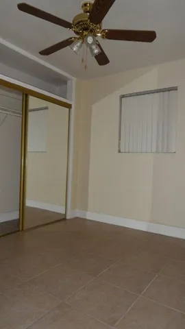 $3,000 | 700 North 70th Avenue, Unit 700, Hollywood, FL 33024