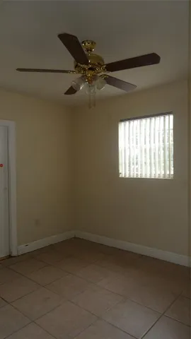 $3,000 | 700 North 70th Avenue, Unit 700, Hollywood, FL 33024