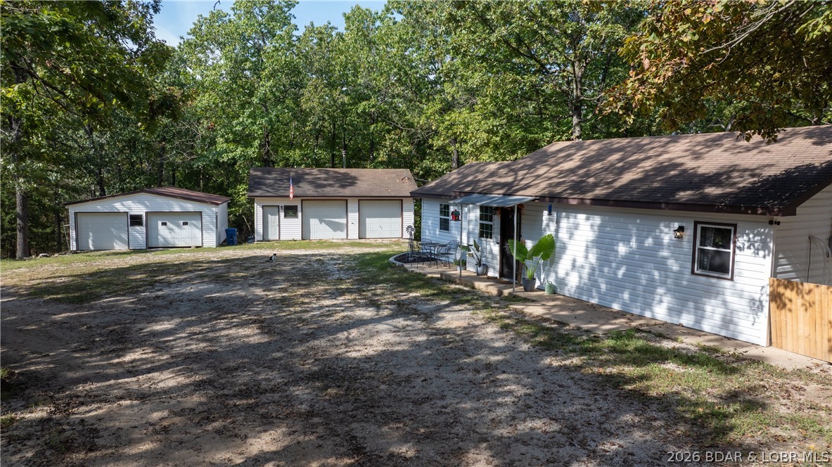 1424 Thousand Acres Road Montreal, MO 65591 - Photo 3 of 26