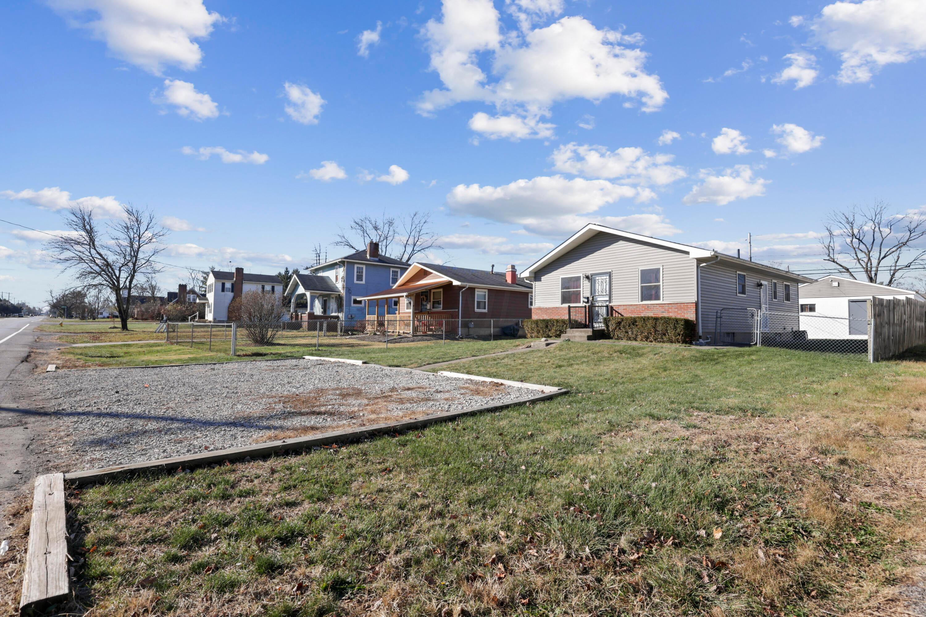 1137 Brown Road Columbus, OH 43223 - Photo 47 of 59 331B7FCF-2441-4168-B2D2-28E462BB3A5D