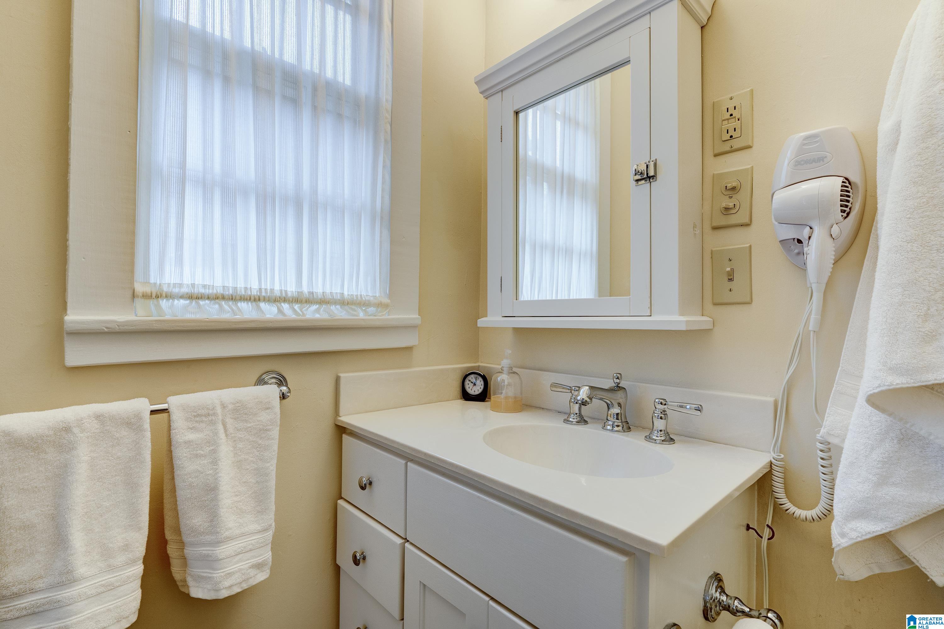 2828 Carlisle Road Birmingham, AL 35213 - Photo 22 of 35