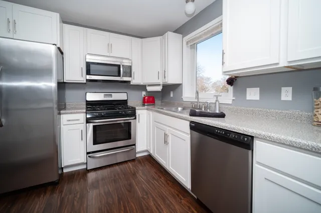 $214,900 | 2169 Staborn Drive, Beloit, WI 53511