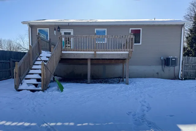 $214,900 | 2169 Staborn Drive, Beloit, WI 53511