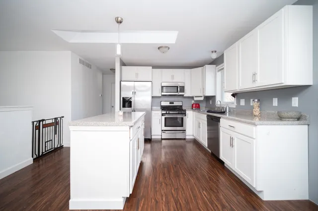 $214,900 | 2169 Staborn Drive, Beloit, WI 53511