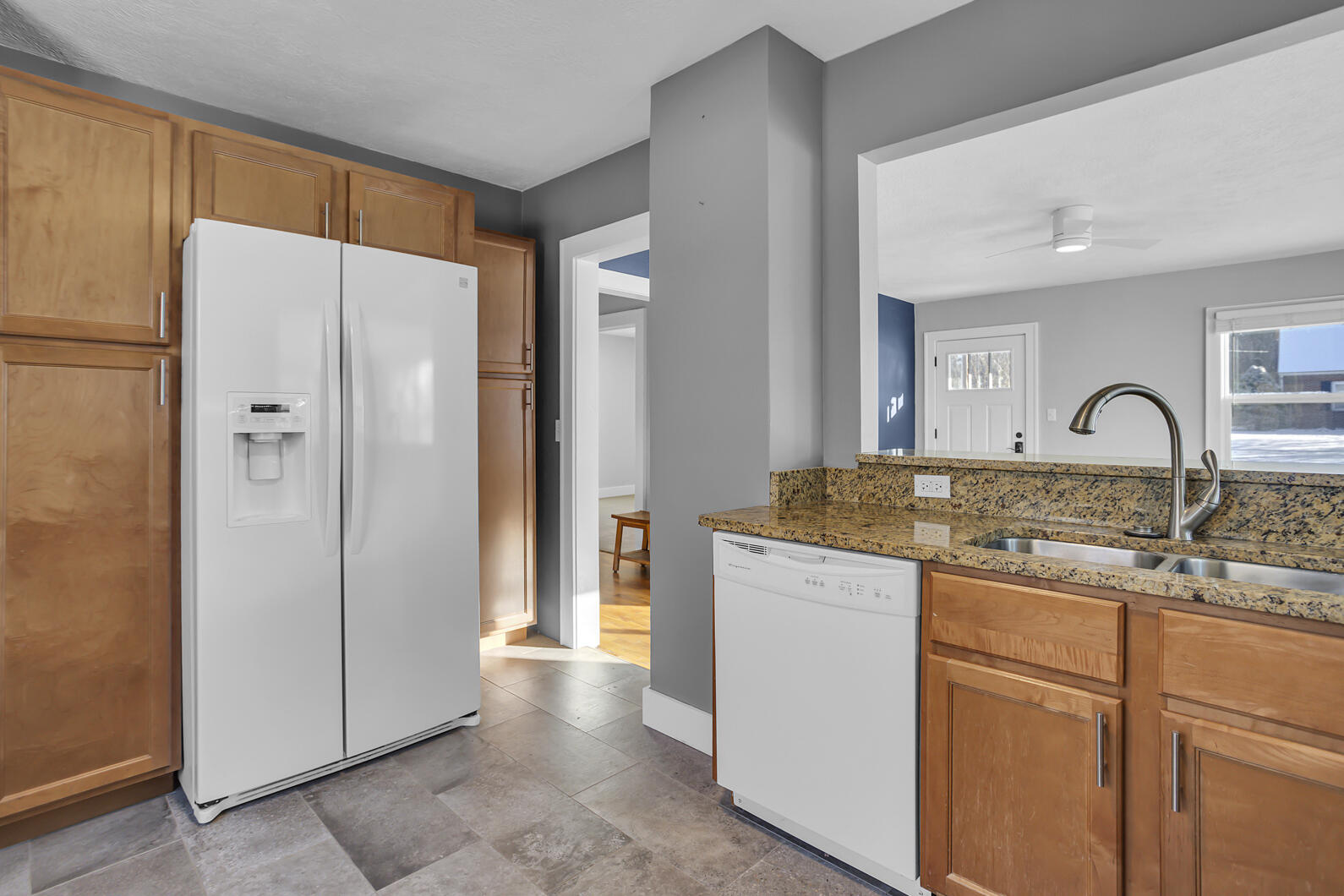 3432 Coolidge Road Jackson, MI 49203 - Photo 4 of 52 0N0A0002