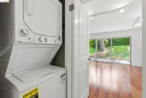$650,000 | 1833 Holland Drive, Walnut Creek, CA 94597