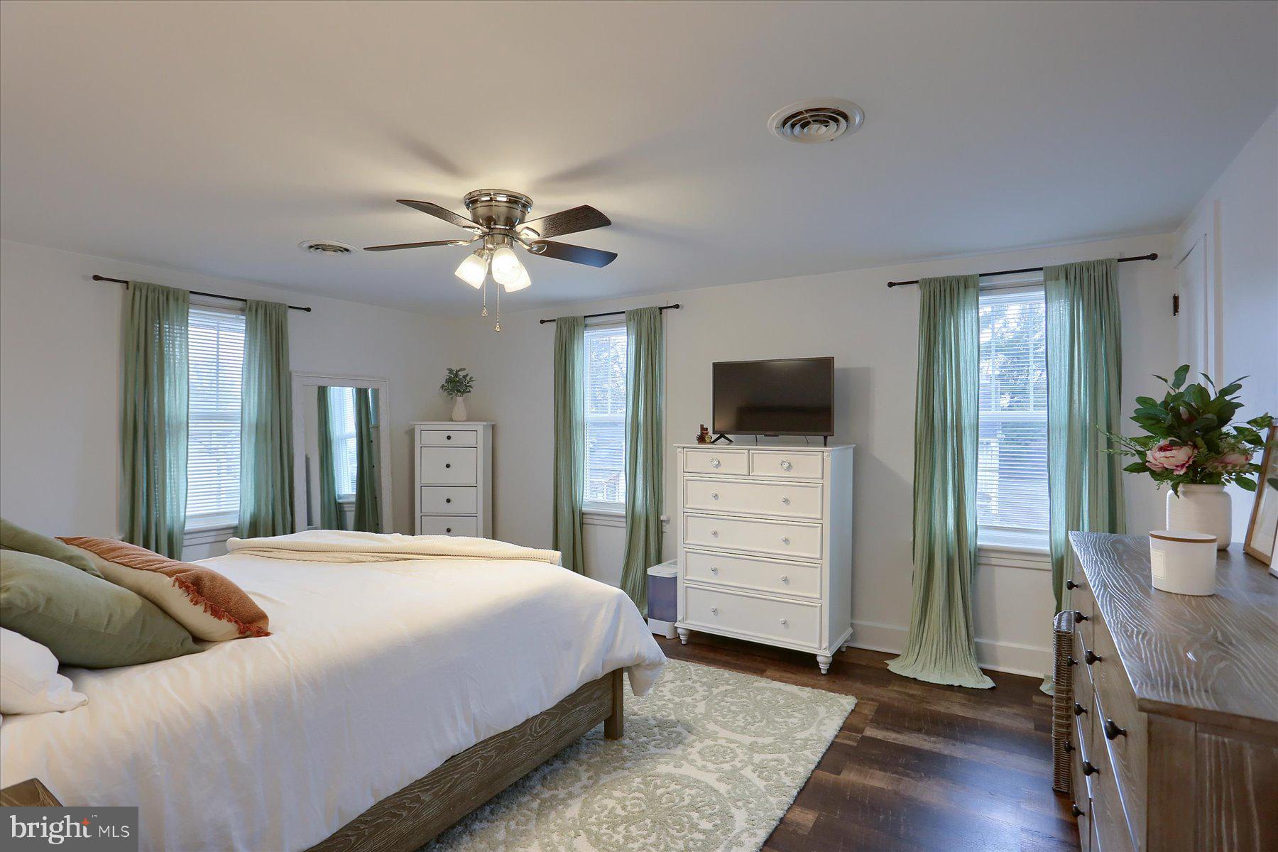 211 South 18th Street Camp Hill, PA 17011 - Photo 11 of 20 Gallery Image 11