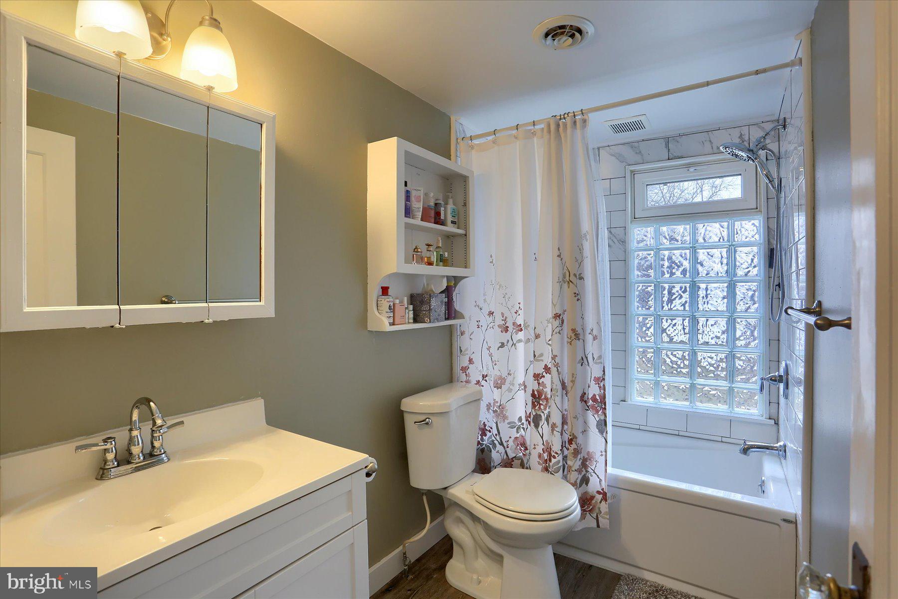 211 South 18th Street Camp Hill, PA 17011 - Photo 12 of 20 Gallery Image 12