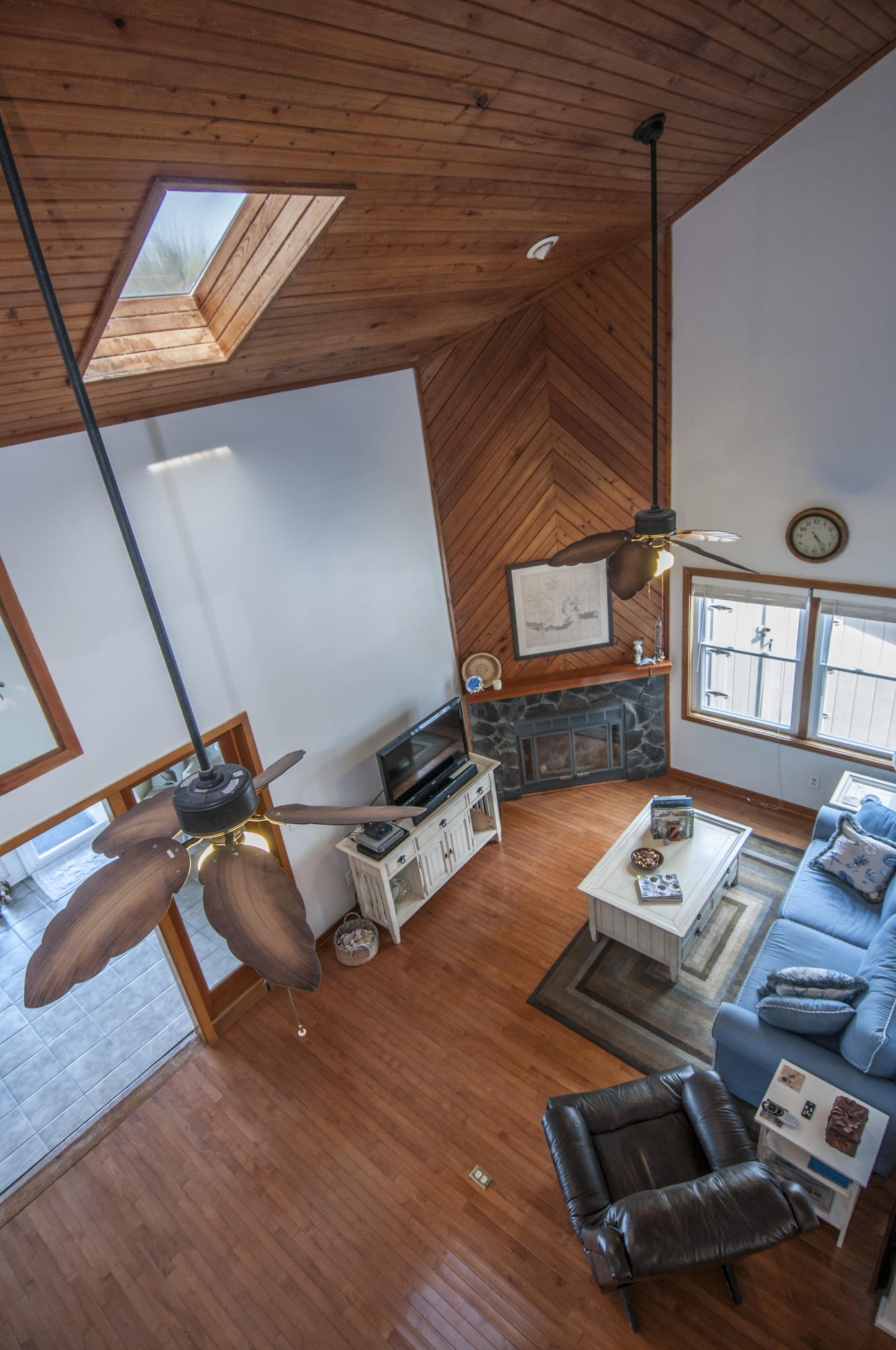2224 Folly Road, Unit 3D Charleston, SC 29412 - Photo 11 of 43 Skylight