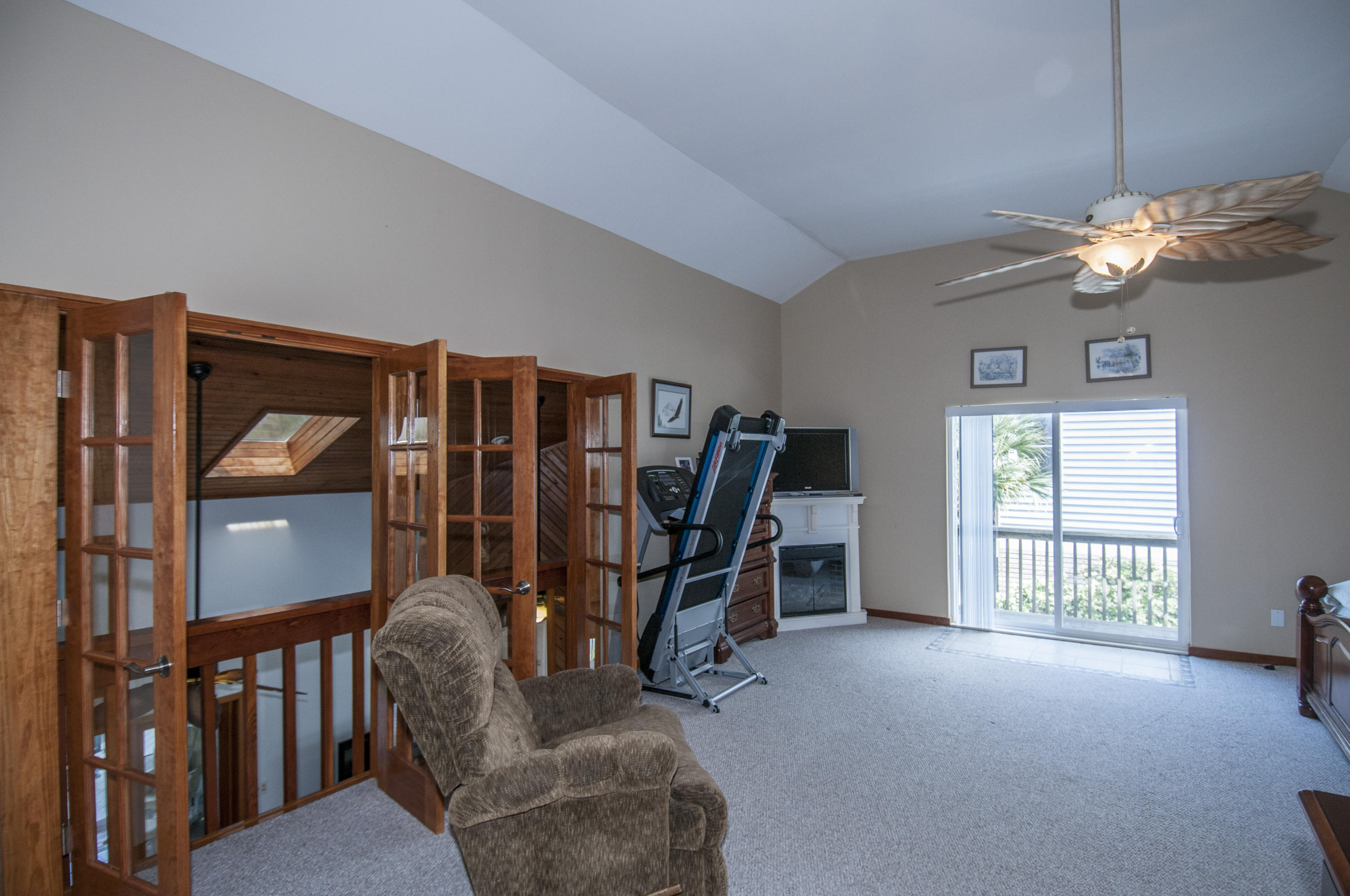2224 Folly Road, Unit 3D Charleston, SC 29412 - Photo 17 of 43 Master w/fireplace