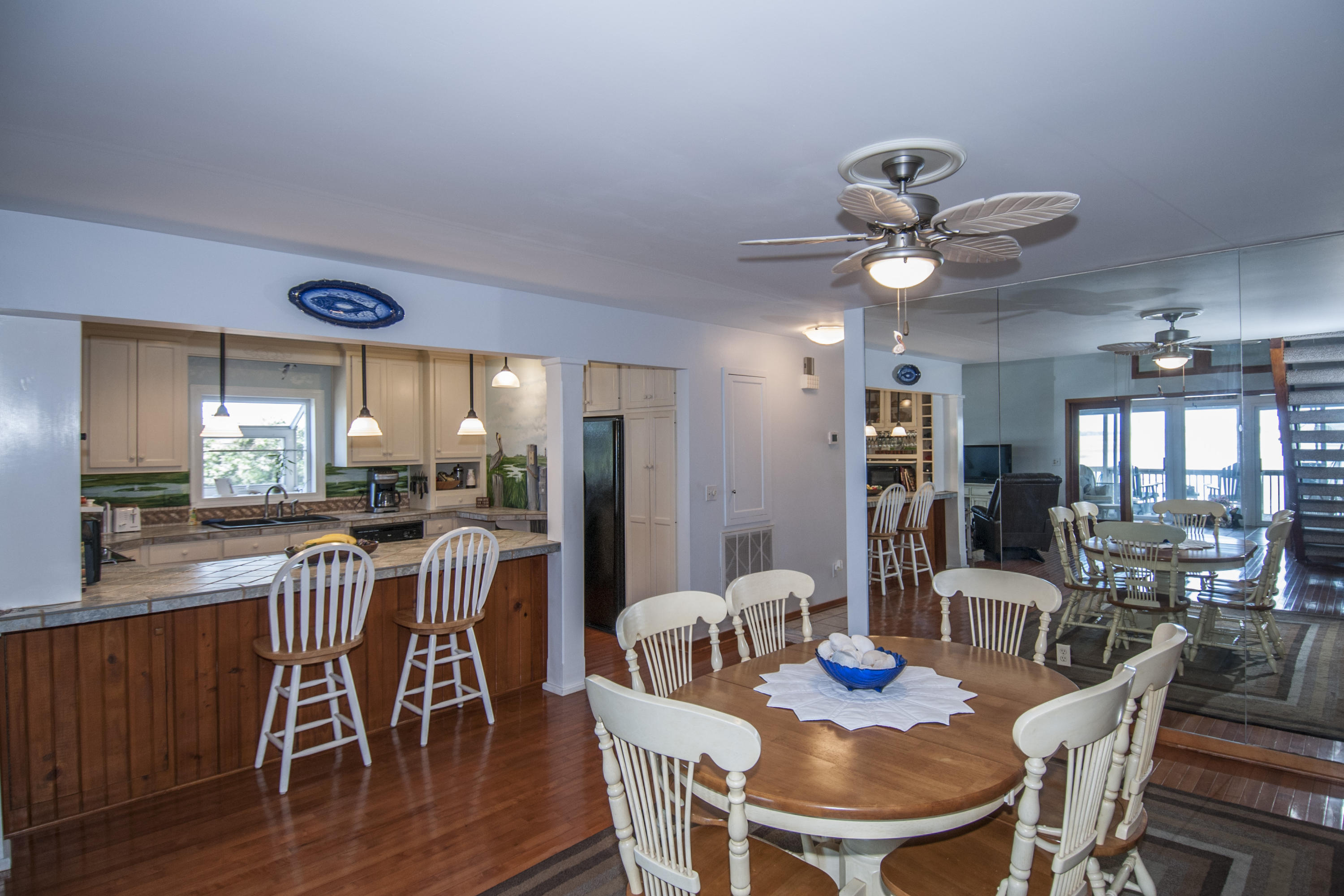 2224 Folly Road, Unit 3D Charleston, SC 29412 - Photo 3 of 43 Gleaming Floors
