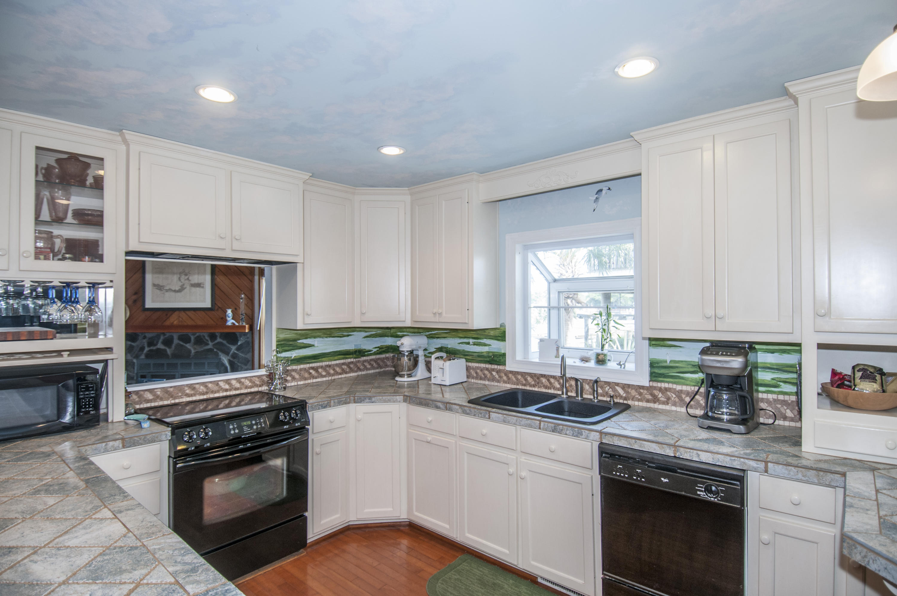 2224 Folly Road, Unit 3D Charleston, SC 29412 - Photo 5 of 43 Kitchen