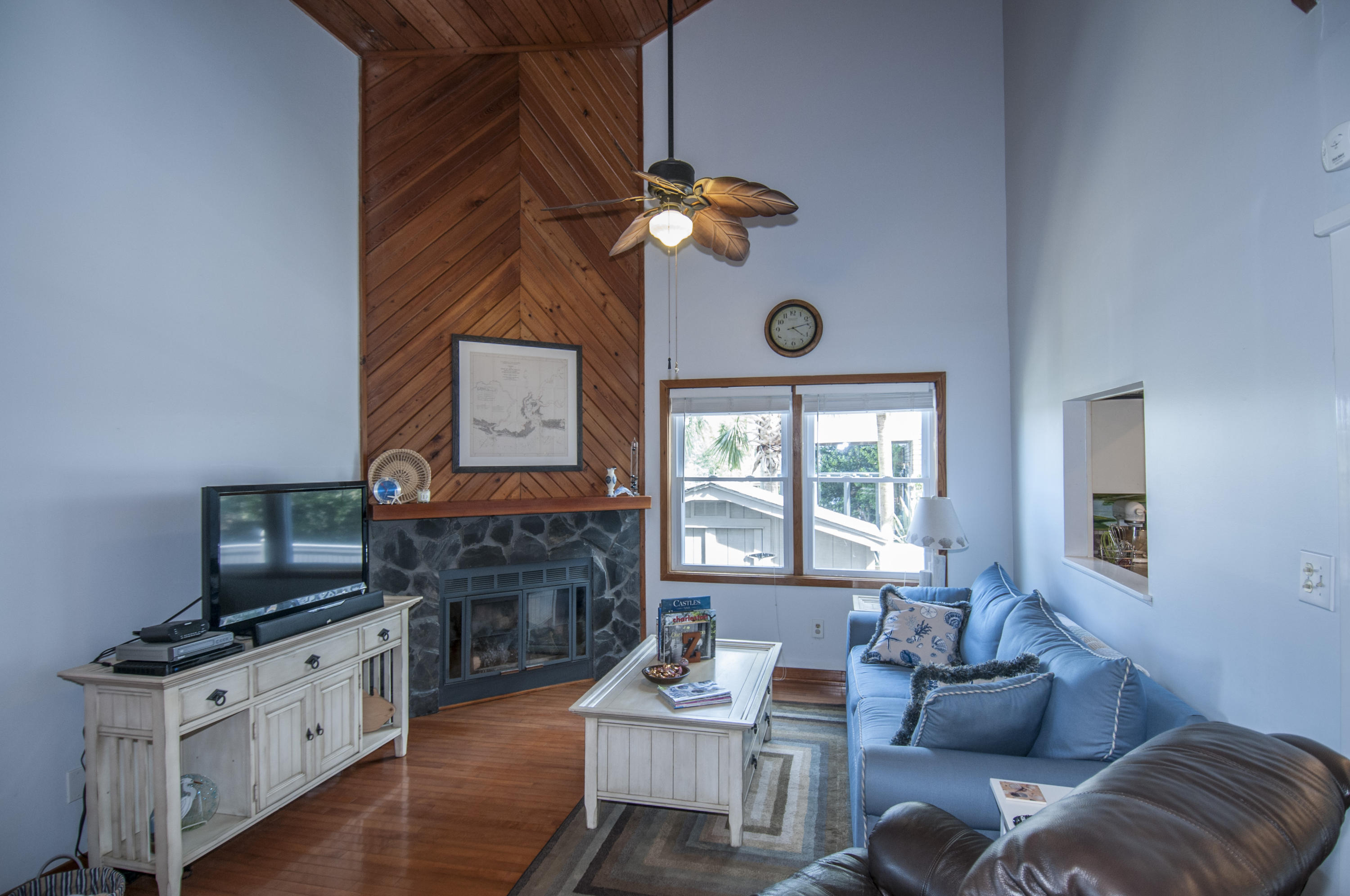 2224 Folly Road, Unit 3D Charleston, SC 29412 - Photo 9 of 43 Gas Fireplace