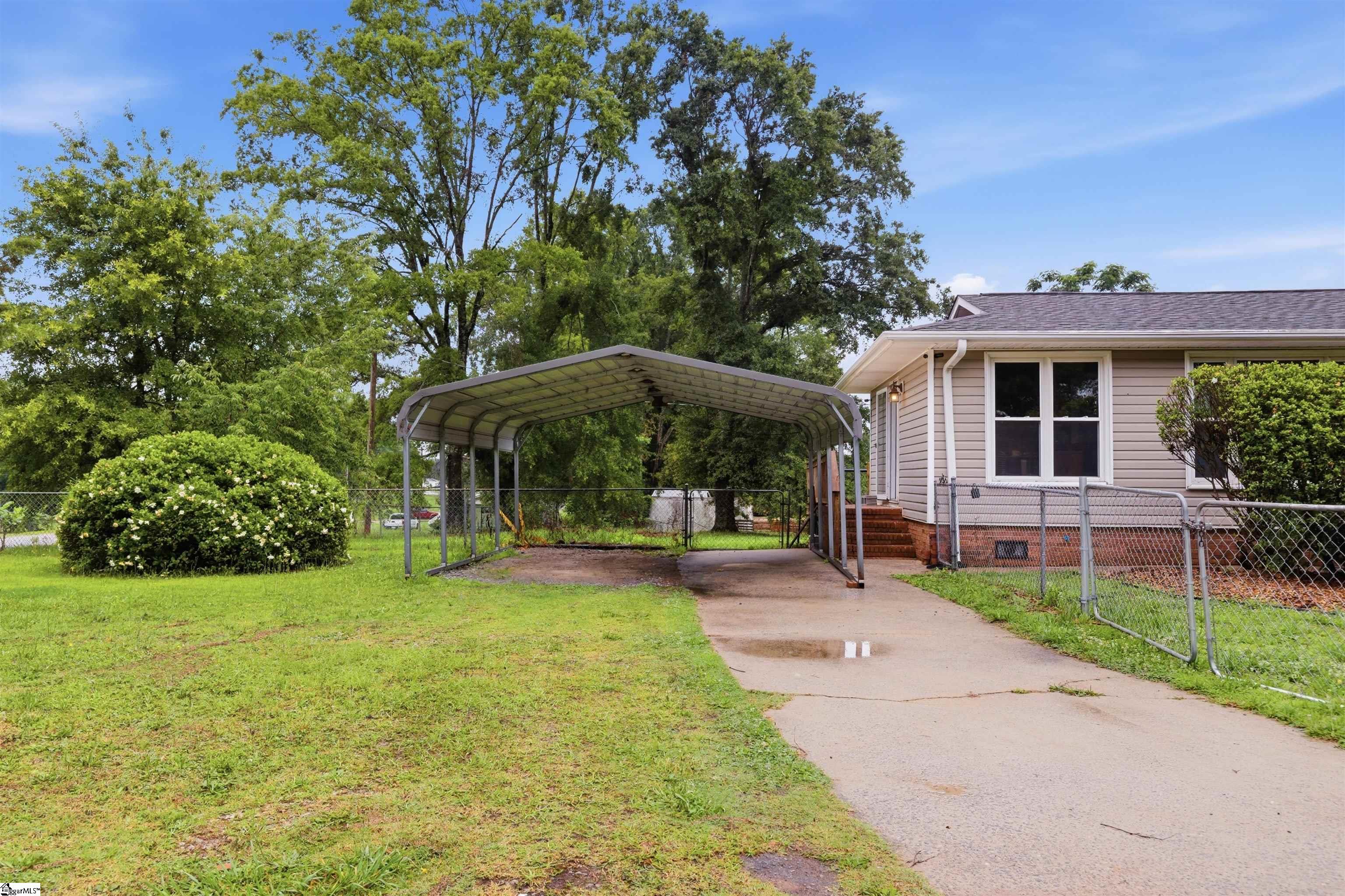 1302 Wham Lawn Road Gray Court, SC 29645 - Photo 21 of 25