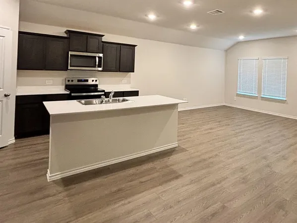 $1,950 | 3424 Rendezvous Street, Sherman, TX 75090