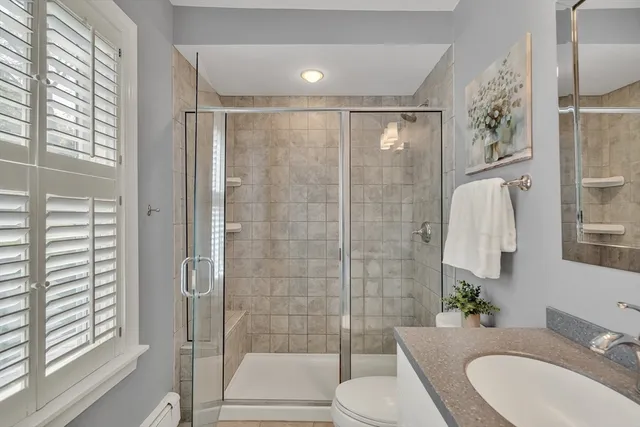 $3,650 | 79 Chestnut Street, Unit 2, Newton, MA 02465