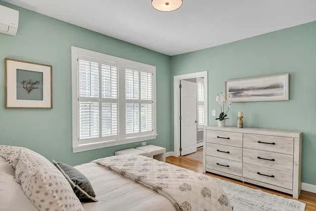 $3,650 | 79 Chestnut Street, Unit 2, Newton, MA 02465