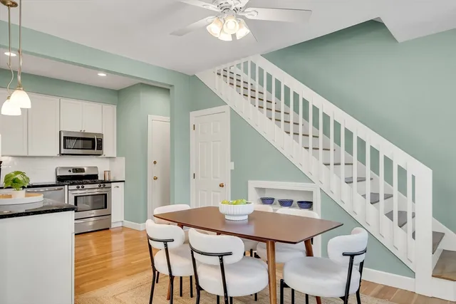 $3,650 | 79 Chestnut Street, Unit 2, Newton, MA 02465