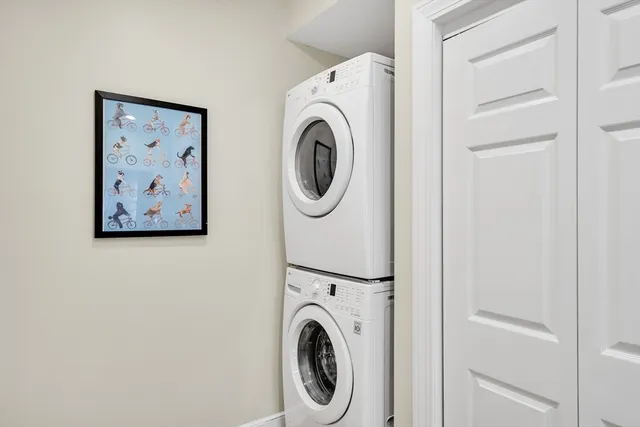 $3,650 | 79 Chestnut Street, Unit 2, Newton, MA 02465