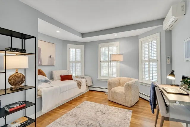 $3,650 | 79 Chestnut Street, Unit 2, Newton, MA 02465