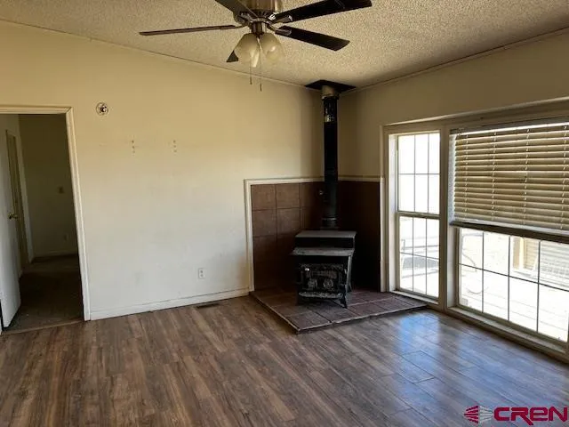 $450,000 | 61401 County Road B, Center, CO 81125