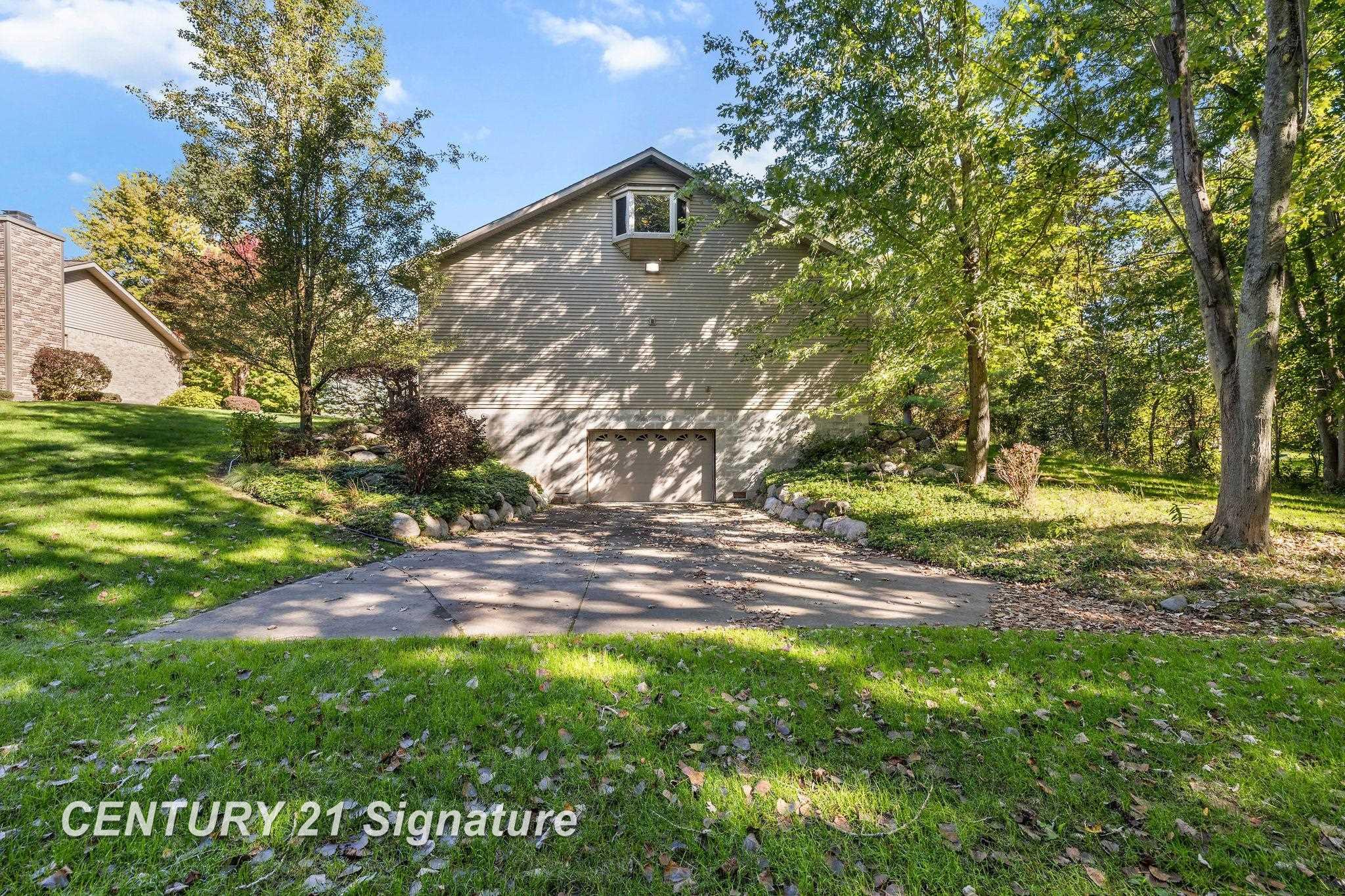 3137 Midland Road Saginaw, MI 48603 - Photo 17 of 85