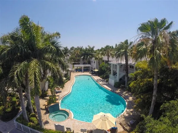 $5,800 | 3510 54th Drive West, Unit 201, Bradenton, FL 34210