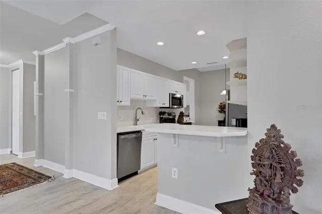 $5,800 | 3510 54th Drive West, Unit 201, Bradenton, FL 34210