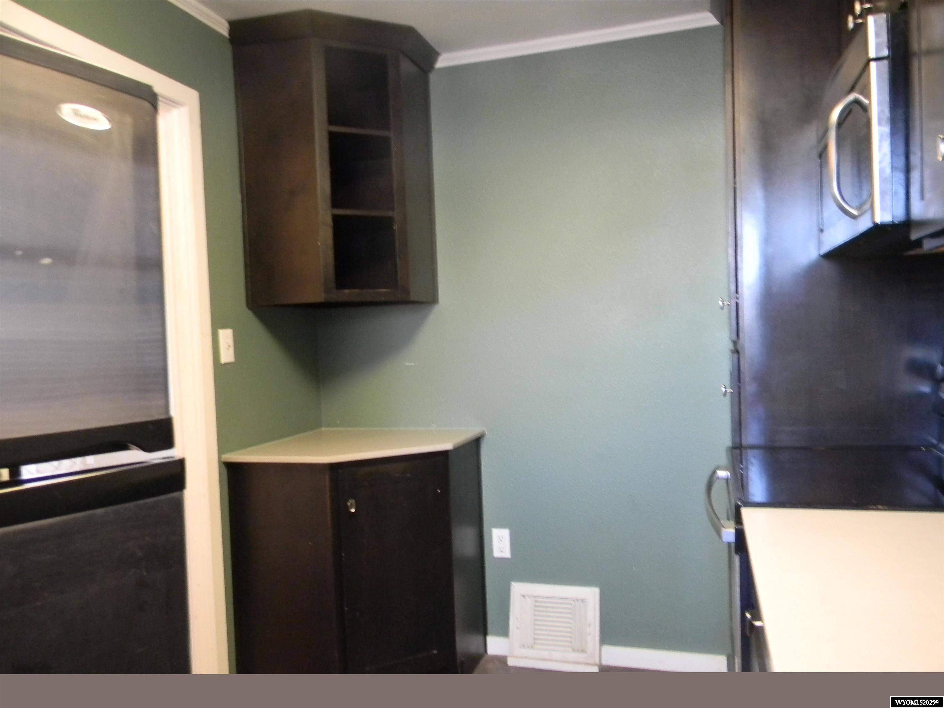 619 Elk Street Kemmerer, WY 83101 - Photo 11 of 24