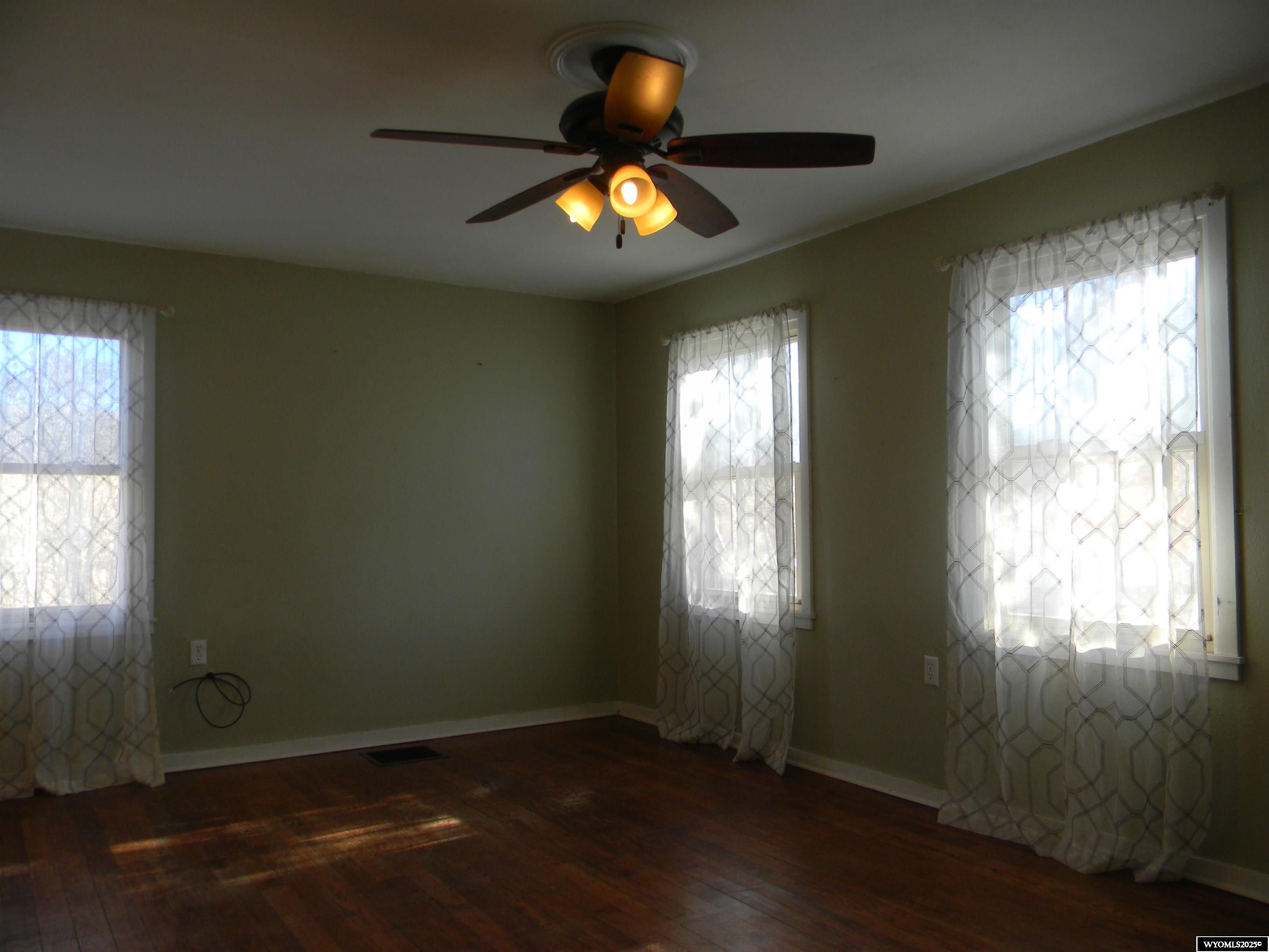 619 Elk Street Kemmerer, WY 83101 - Photo 5 of 24