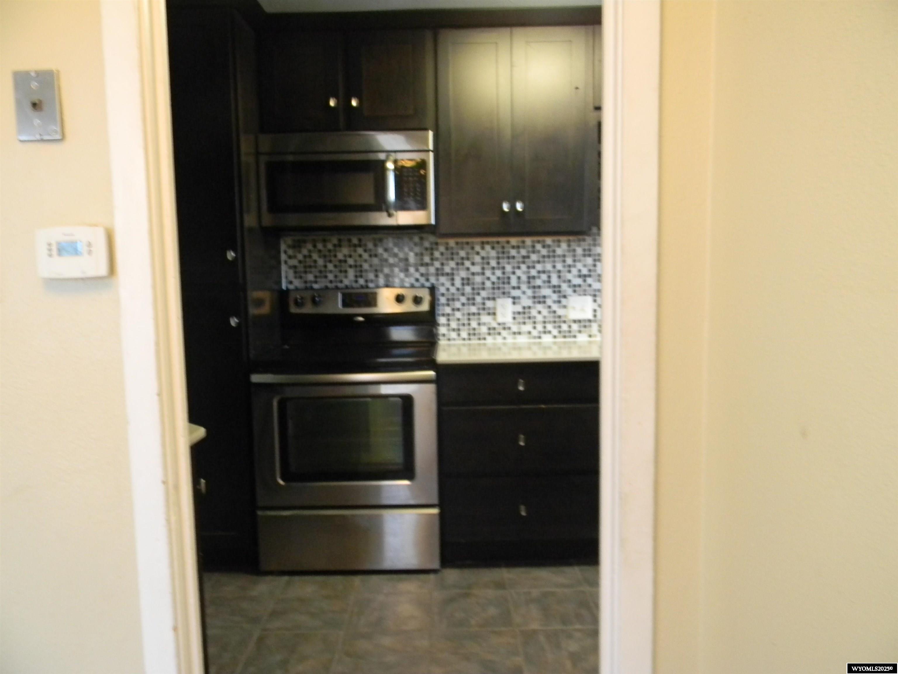 619 Elk Street Kemmerer, WY 83101 - Photo 7 of 24