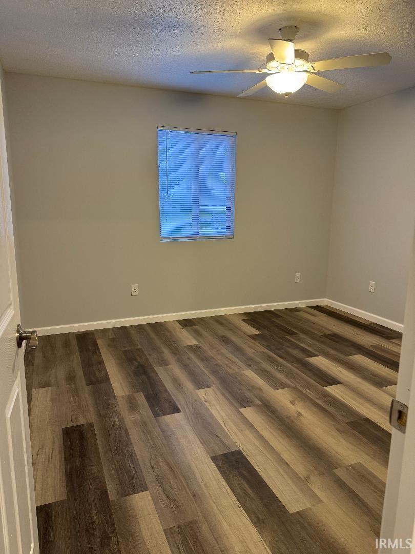 4014 Hanna Street Fort Wayne, IN 46806 - Photo 5 of 15