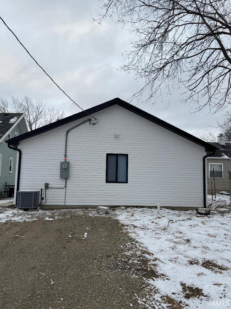 4014 Hanna Street Fort Wayne, IN 46806 - Photo 6 of 15