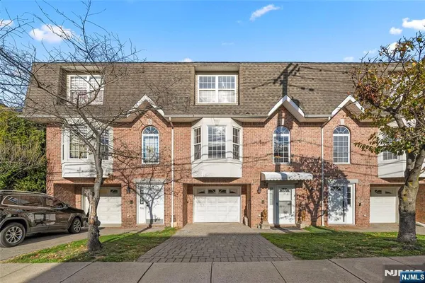 $835,000 | 29 Prospect Street, Palisades Park, NJ 07650