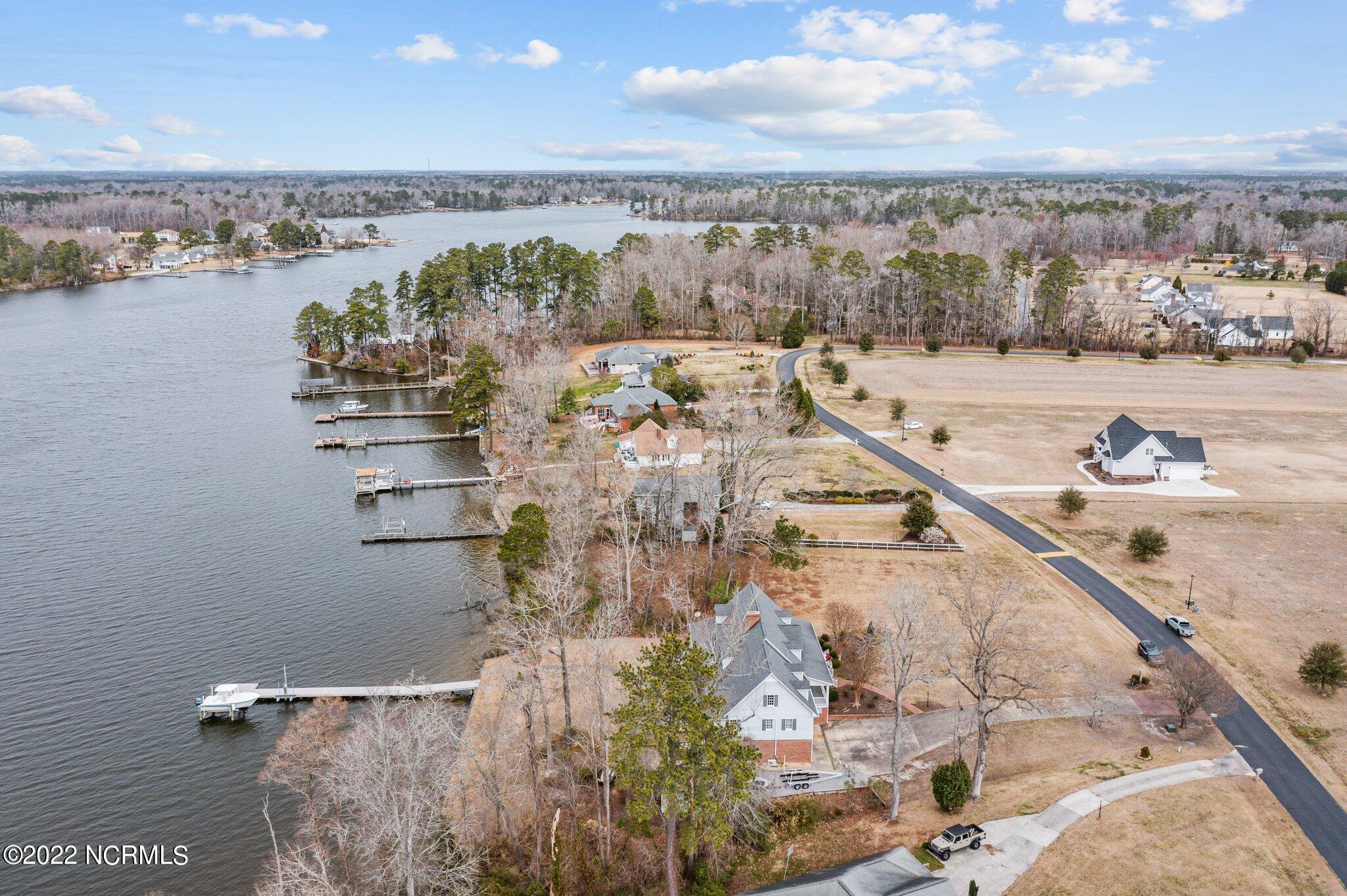 170 Catnip Point Road Bath, NC 27808 - Photo 8 of 53 72845767-3D40-4653-8BB0-7CA63E0D38C1