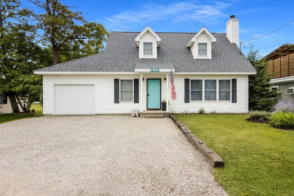 $825,000 | 7515 Crystal Beach Road Northwest, Rapid City, MI 49676