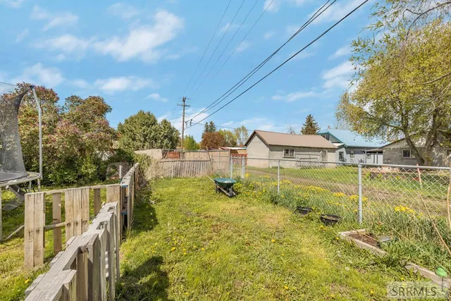$230,000 | 378 2nd W Street, Ririe, ID 83443
