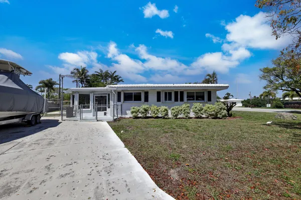 $1,290,000 | 5921 Northeast 21st Circle, Unit NE, Fort Lauderdale, FL 33308