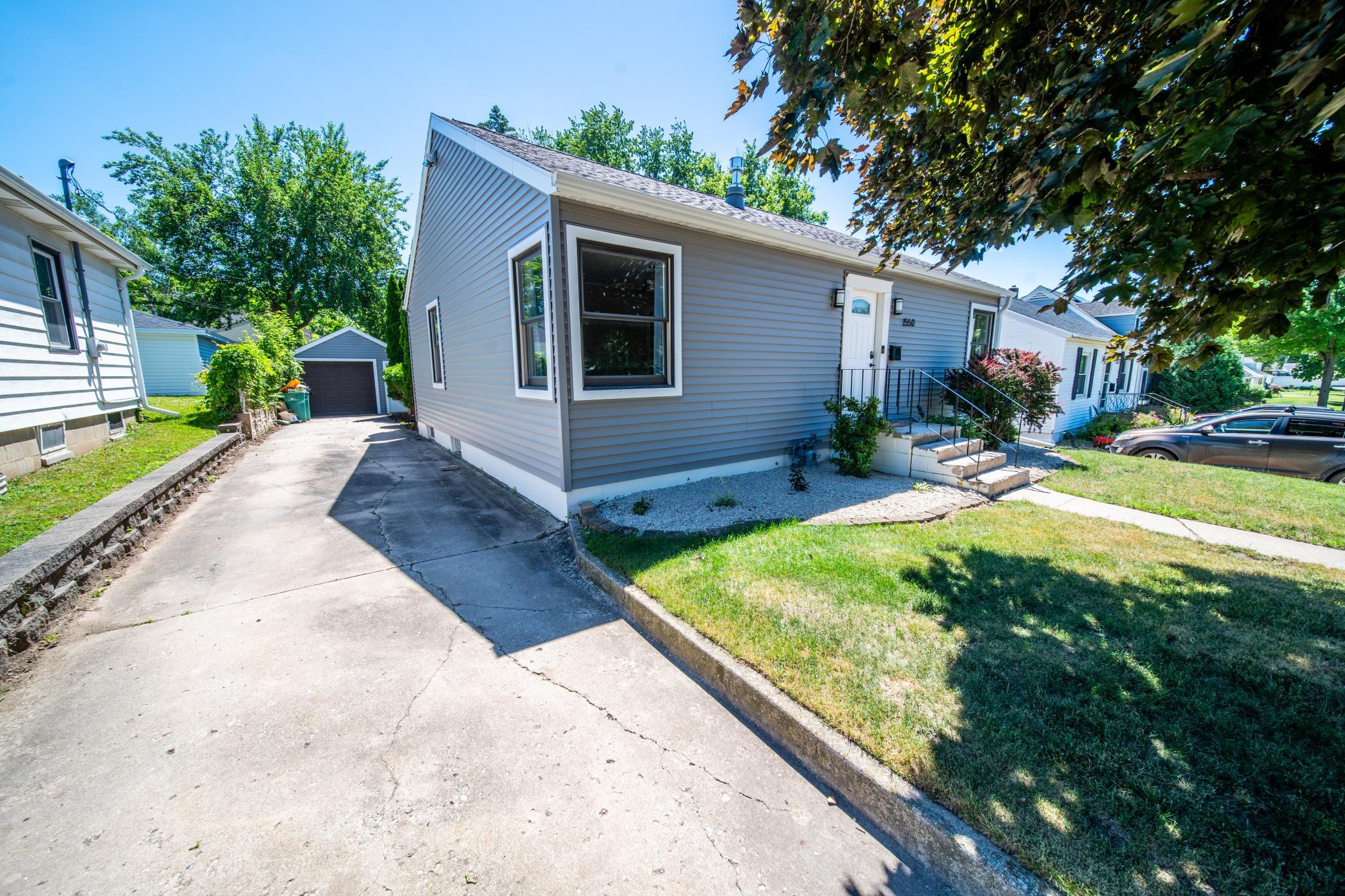 1550 7 1/2 Avenue Northeast Rochester, MN 55906 - Photo 4 of 67