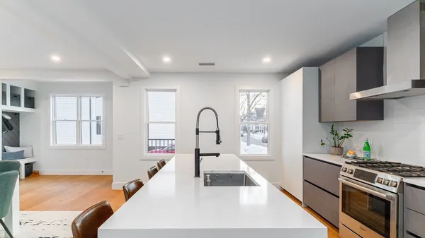 $1,175,000 | 89 Cleveland Street, Unit 89, Arlington, MA 02474