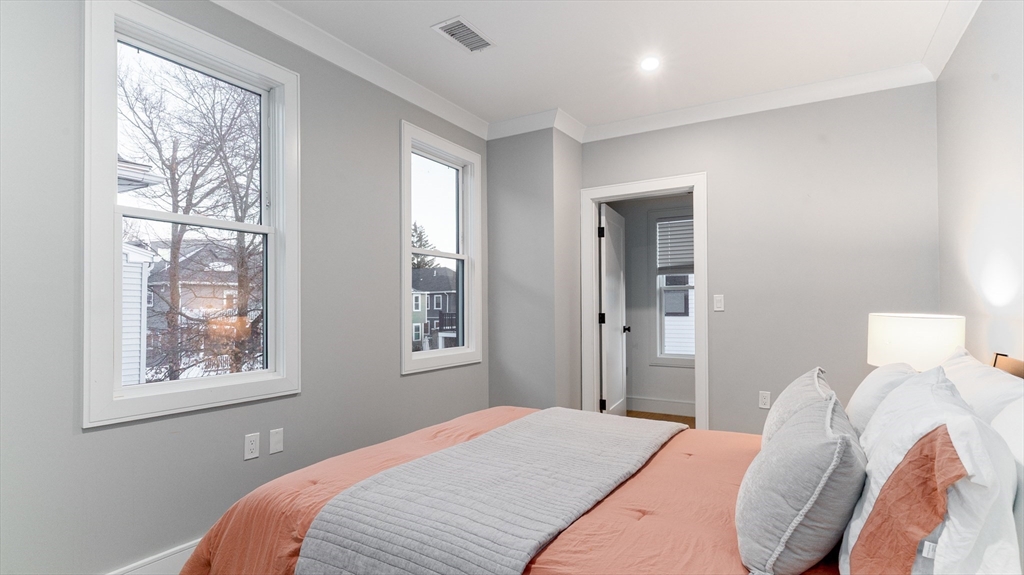 89 Cleveland Street, Unit 89 Arlington, MA 02474 - Photo 14 of 23