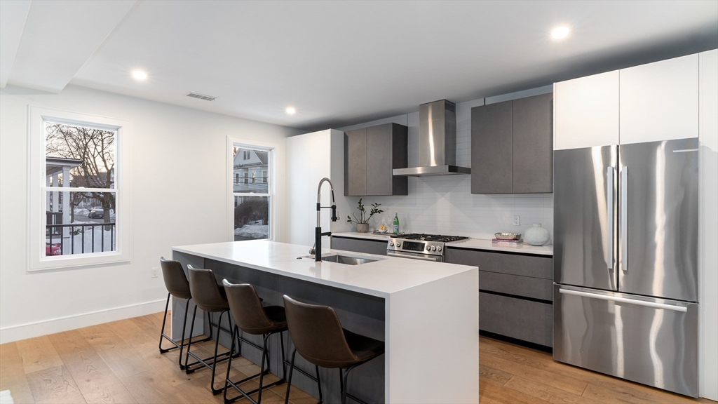 89 Cleveland Street, Unit 89 Arlington, MA 02474 - Photo 2 of 23