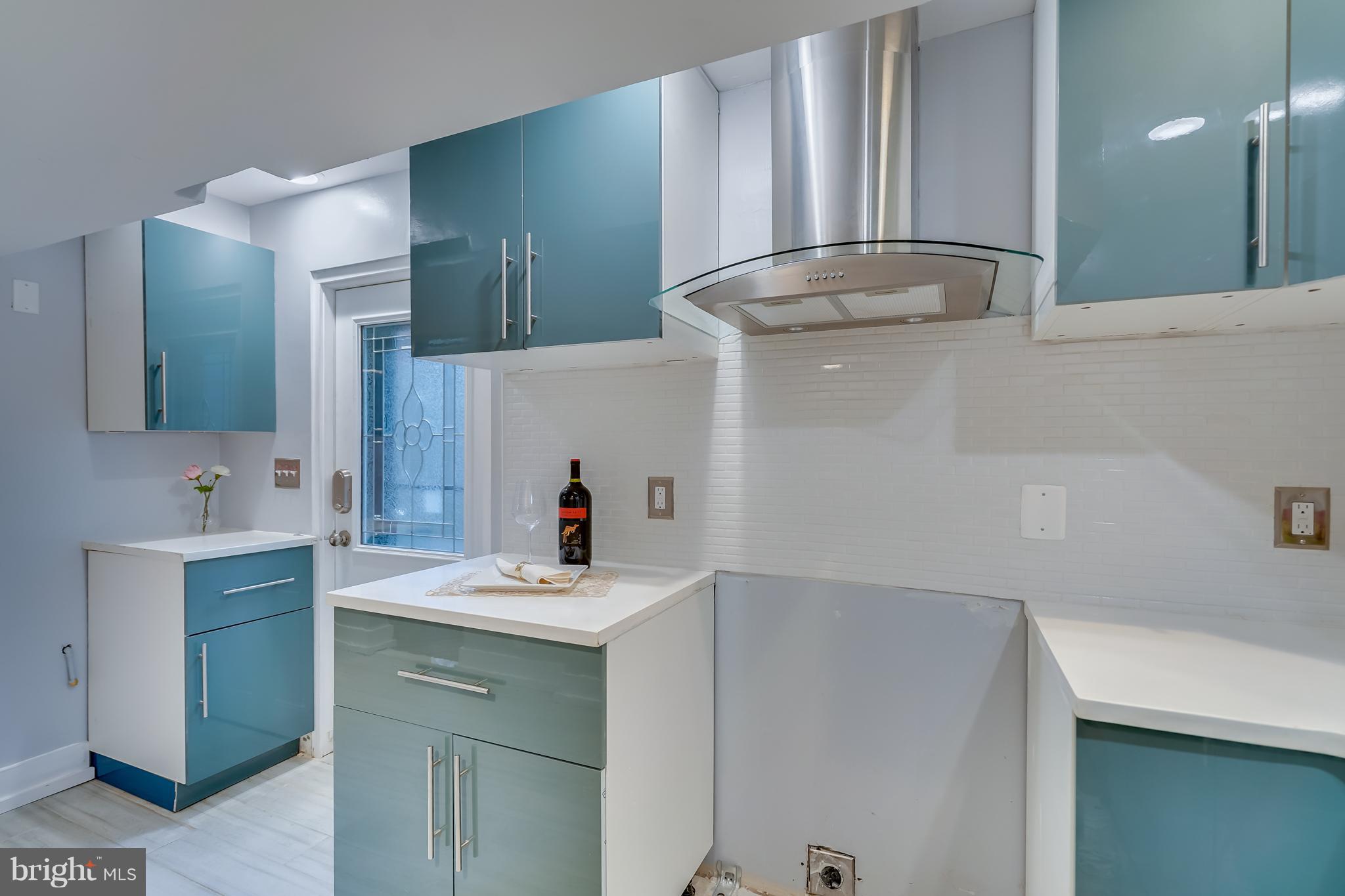 704 Forest Glen Road Silver Spring, MD 20901 - Photo 22 of 28 Kitchen