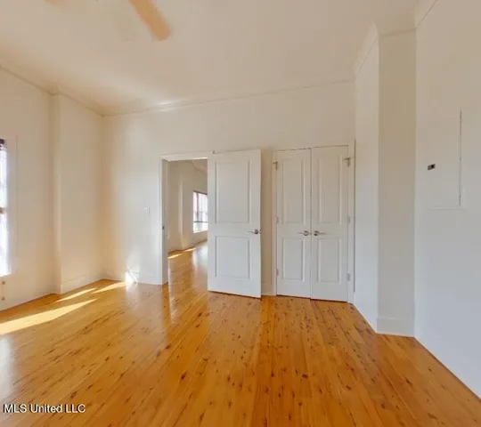 $1,250 | 308 East Pearl Street, Unit 1004, Jackson, MS 39201