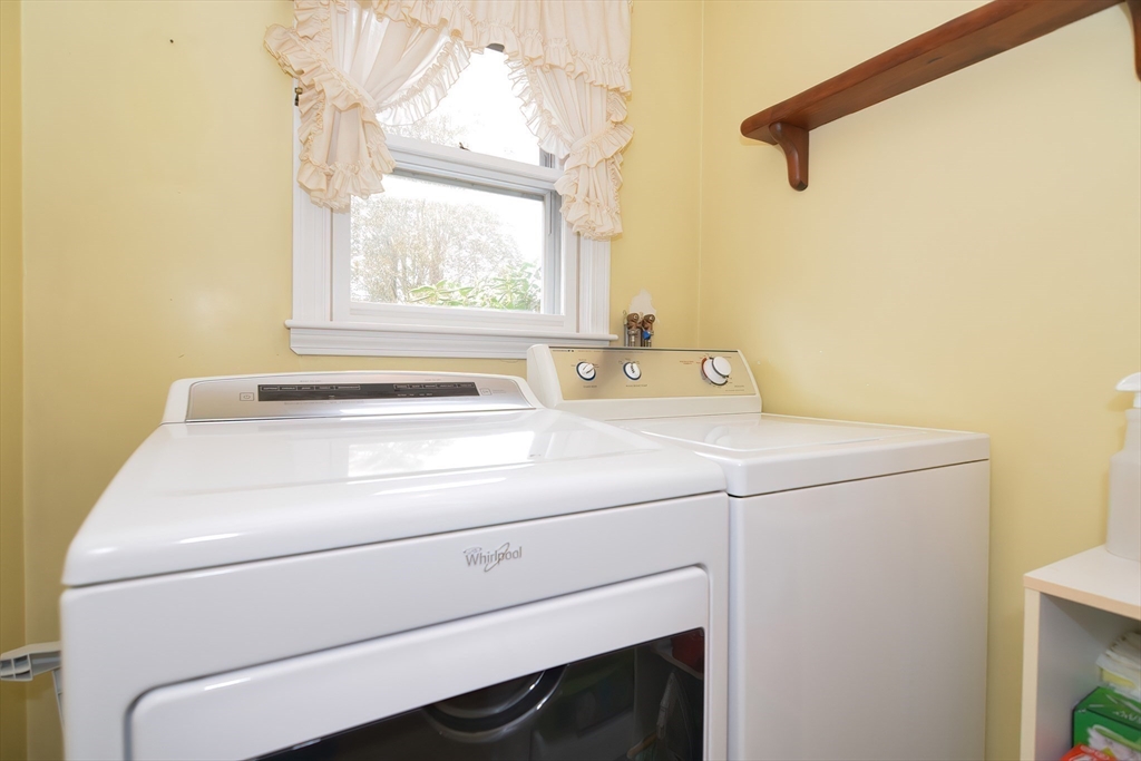 90 Ferncliffe Road Seekonk, MA 02771 - Photo 17 of 35 Gallery Image 17