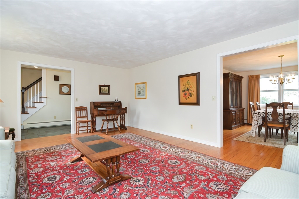90 Ferncliffe Road Seekonk, MA 02771 - Photo 7 of 35 Gallery Image 7