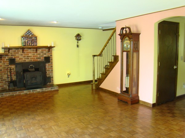 554 East Mountain Road Westfield, MA 01085 - Photo 10 of 30 Gallery Image 10