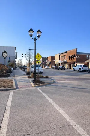 $288,900 | 232 South Genoa Street, Genoa, IL 60135